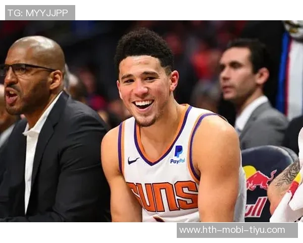 马威称赞布克全面实力训练中深刻体会他的非凡能力 马威称赞布克全面实力训练中深刻体会他的非凡能力